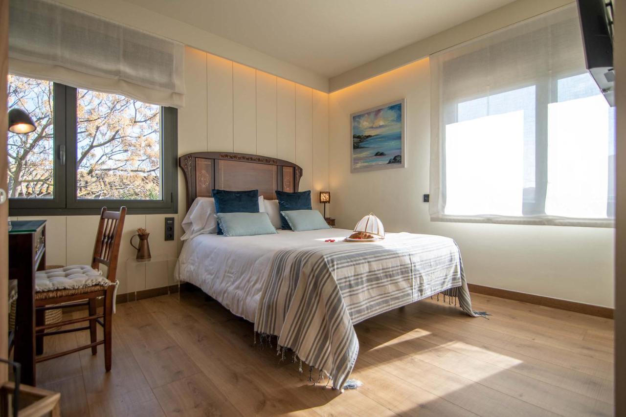 Can Dispes Hotel Rural Viladamat 外观 照片